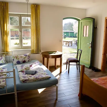 Mirabellenhof- Remise Apartment Biesenthal