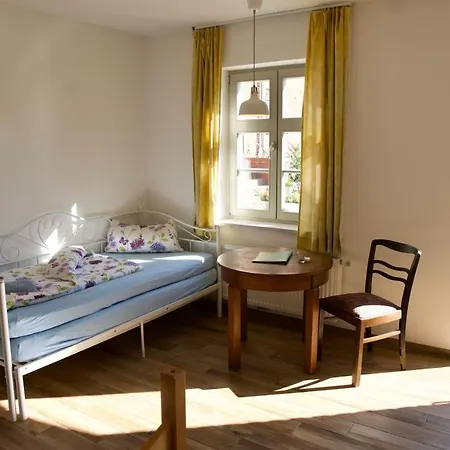 Apartment Mirabellenhof- Remise Biesenthal